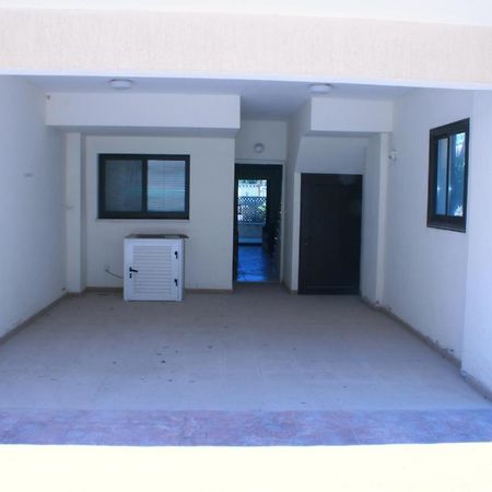 Queens Gardens 2 Bedrooms Paphos Kültér fotó
