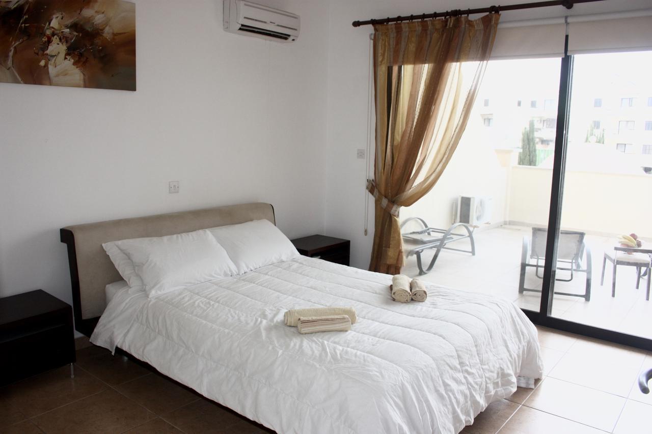 Queens Gardens 2 Bedrooms Paphos Kültér fotó
